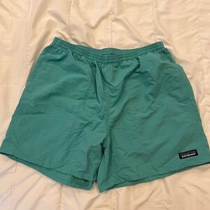 Patagonia Baggies 5in Green, Men’s M